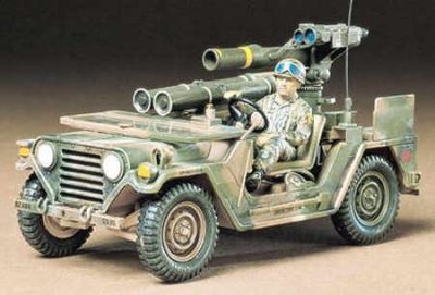 TAM35125 - US M151A2 W/Tow Missile Launcher - 1/35