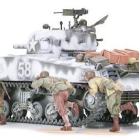 TAM35251 – M4A3 Sherman 105mm Howitzer (Assault Support) – 1/35